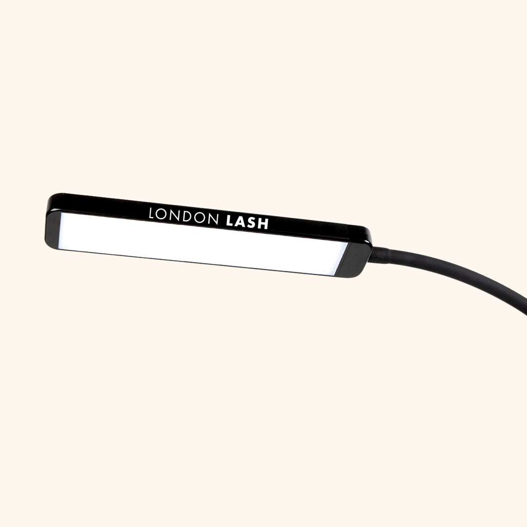 Best light for lash extensions treatments, best light for beauty treatments, best light for Lash Technicians