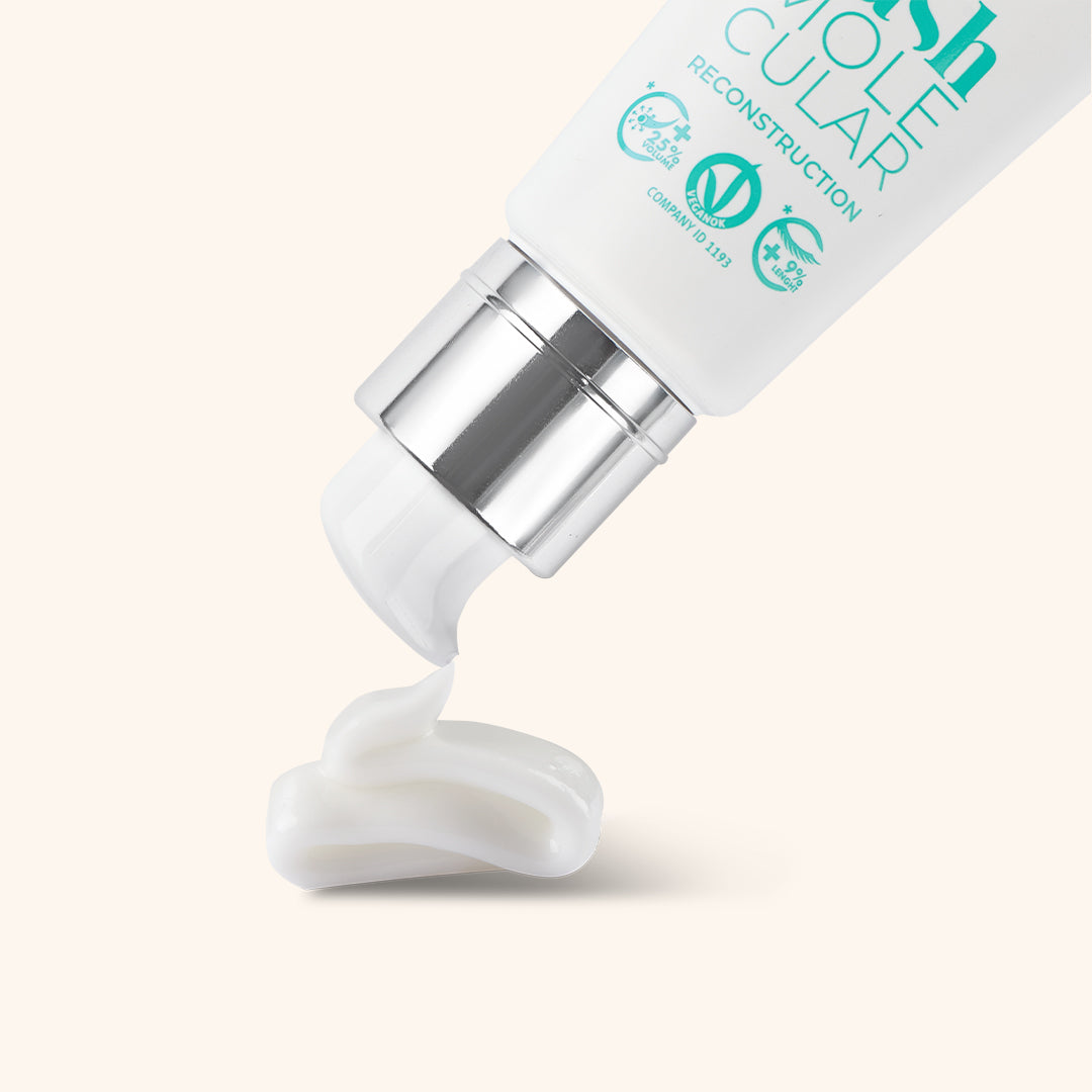 InLei Lash Molecular 4 tube with reconstruction gel oozing out, designed to enhance lash lamination results.