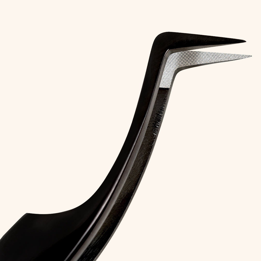 Close up Fiber Wide Tip Mega Volume Tweezers - Black