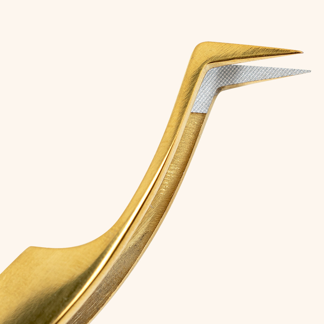 Close up Fiber Wide Tip Mega Volume Tweezers - Gold