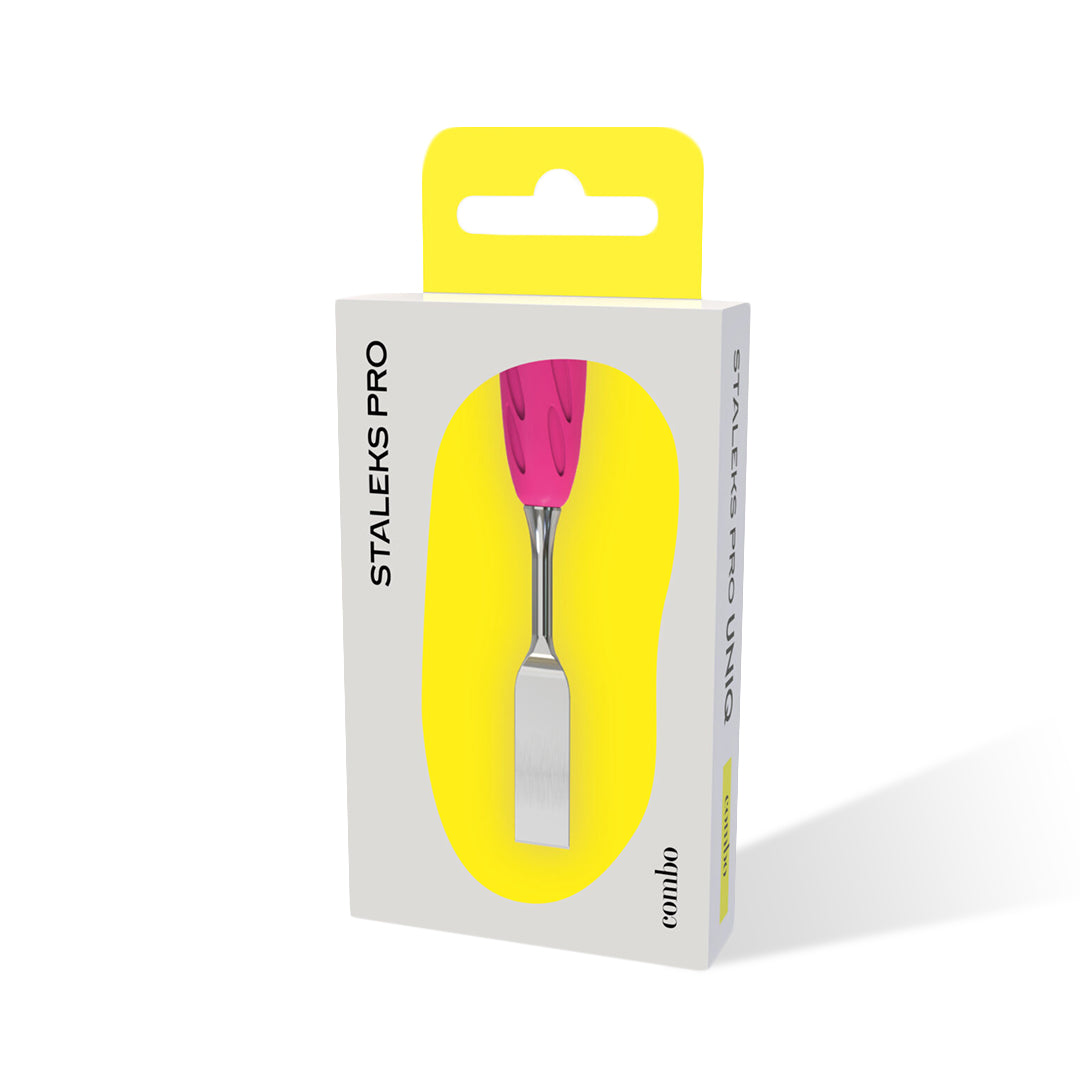 Product image of the Staleks Combo UNIQ Straight Flat Pusher inside its packaging