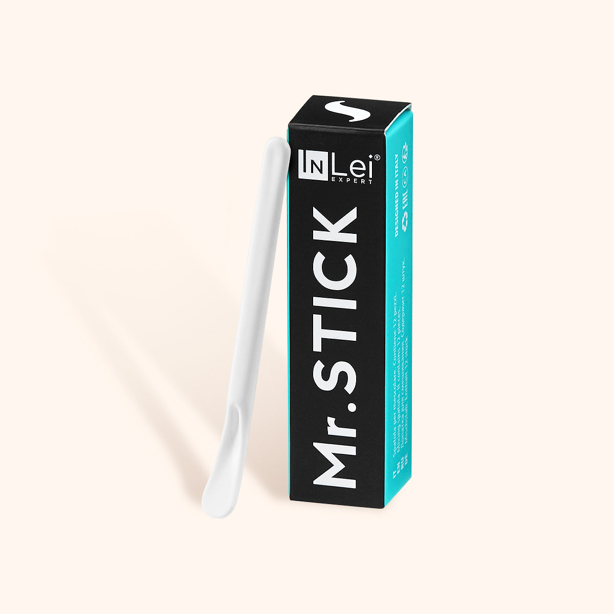 InLei mixing sticks for eyelash and brow tinting in a packaging with a spatula for safe application.